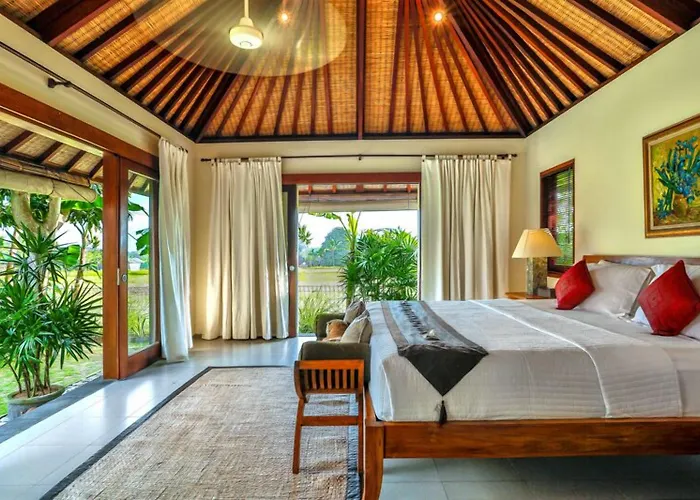 Kaba Kaba Villa *